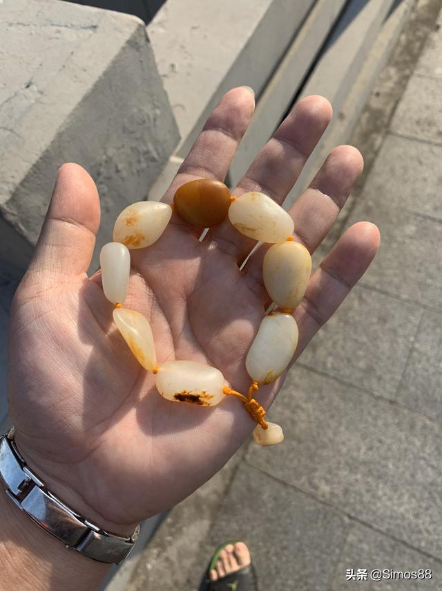 新疆和田玉籽料（新疆和田玉籽料是什么意思）