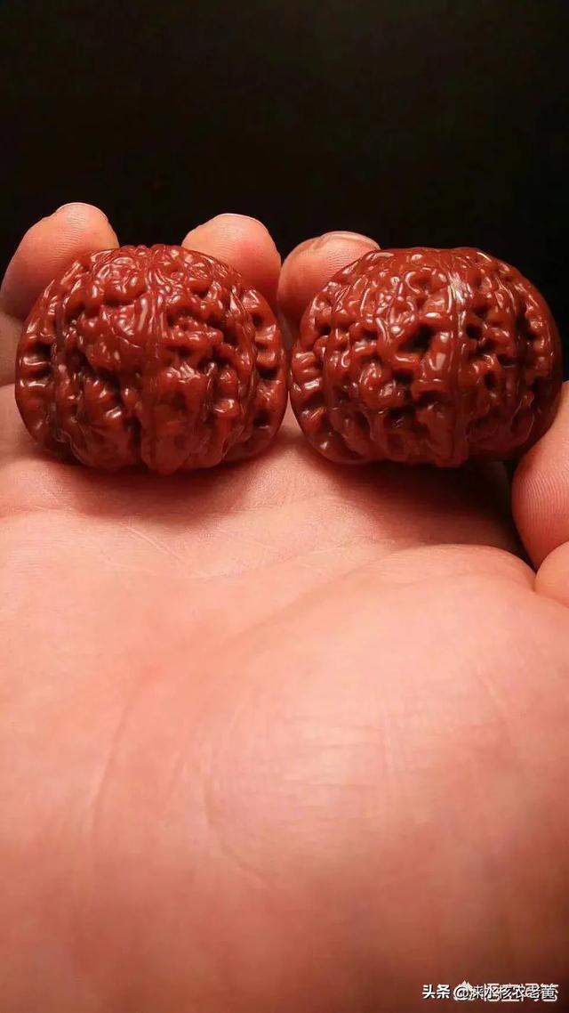 文玩核桃怎么玩（文玩核桃怎么玩法）