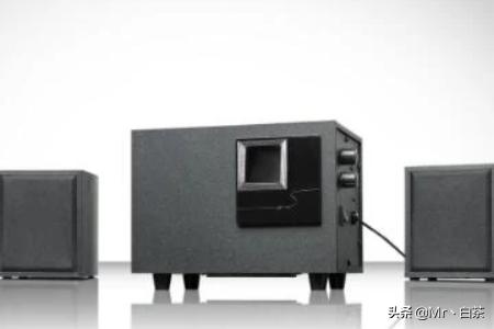 女生送男生生日礼物（生日送男生什么礼物比较好）