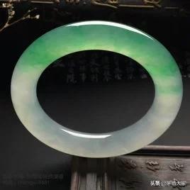 翡翠手镯的鉴别（翡翠手镯鉴别视频）