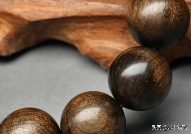 金丝楠木手串怎么盘（金丝楠木手串图片大全大图）