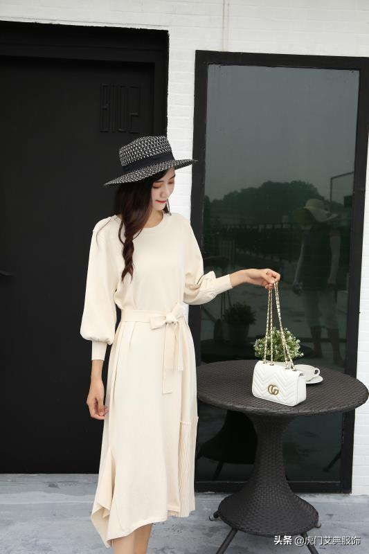 该怎么办（该怎么办的图片表情）